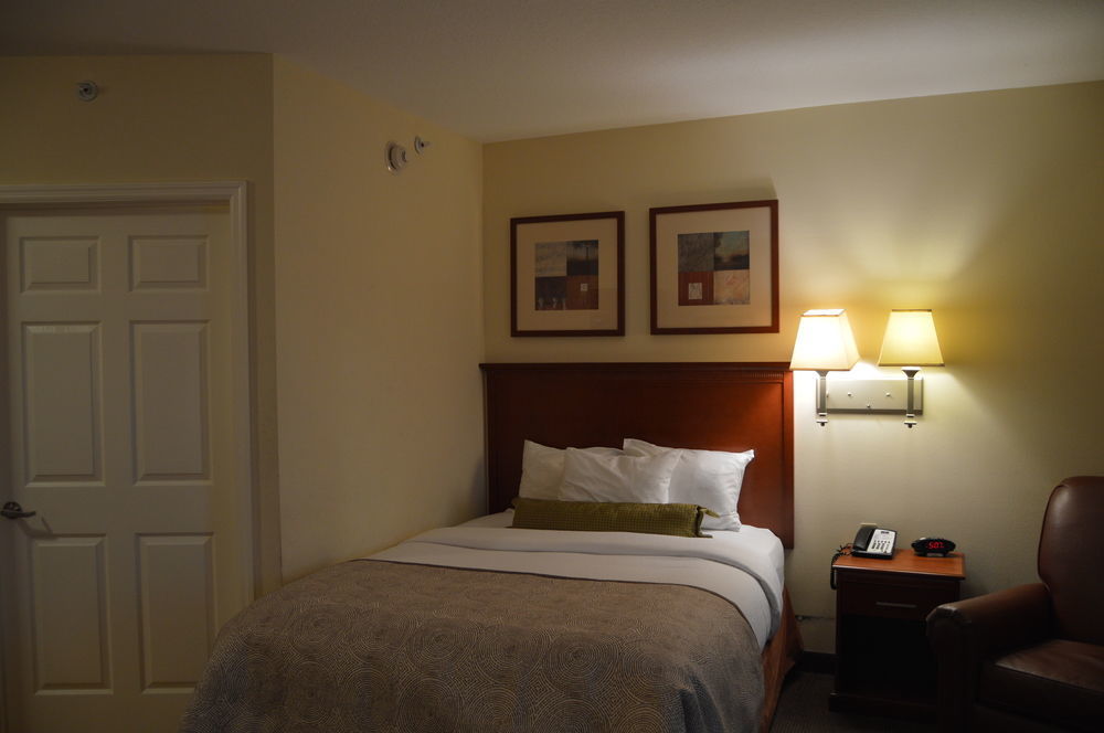 แคนเดิ้ลวูด สวีท ฟอร์ตไมเออร์ส/แซนนิเบลเกตเวย์ Hotel ฟอร์ตไมเยอร์ ภายนอก รูปภาพ